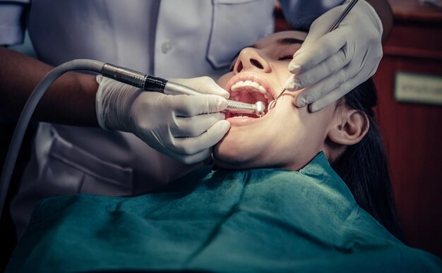 Dental Treatments Turkey in Istanbul Badge Health Cost 61